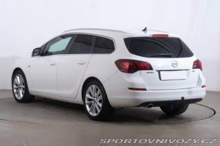 Opel Astra Classic 2.0 CDTI 2012