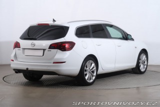 Opel Astra Classic 2.0 CDTI 2012