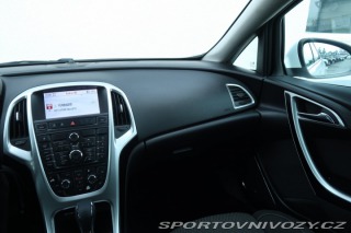 Opel Astra Classic 2.0 CDTI 2012