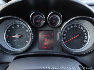 Opel Astra 1.6 T 2012