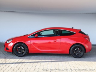 Opel Astra 1.6 T 2012