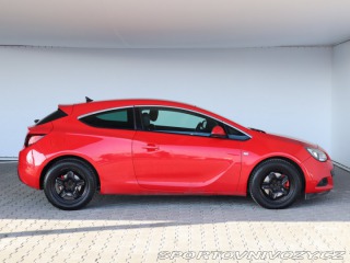 Opel Astra 1.6 T 2012
