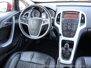 Opel Astra 1.6 T 2012