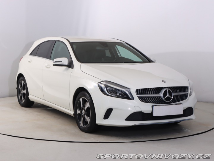 Mercedes-Benz A A 200 2016