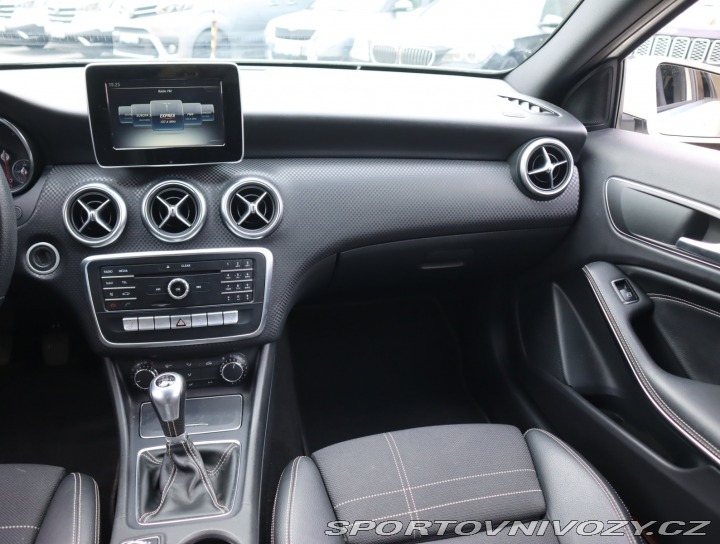 Mercedes-Benz A A 200 2016