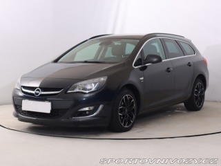 Opel Astra 2.0 CDTI 2013