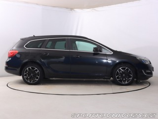 Opel Astra 2.0 CDTI 2013