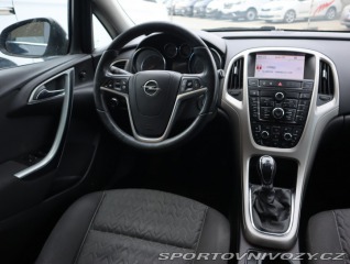 Opel Astra 2.0 CDTI 2013