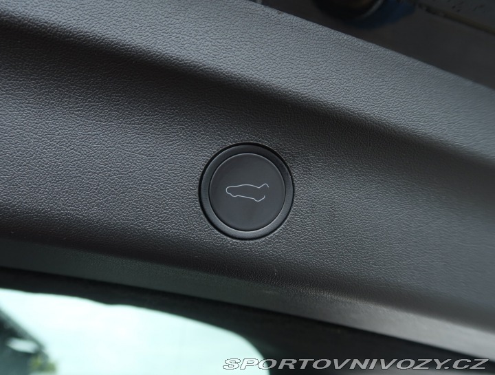 Tesla Model Y RWD LFP 60kWh 2024