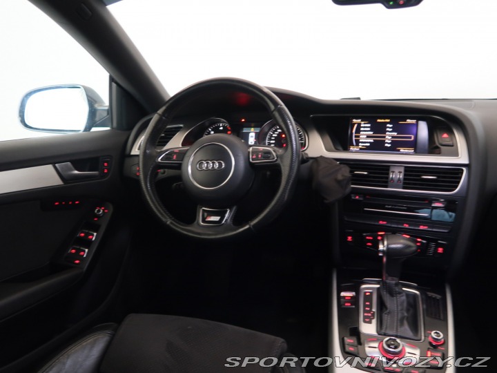 Audi A5 S-Line 2.0 TDI 2012