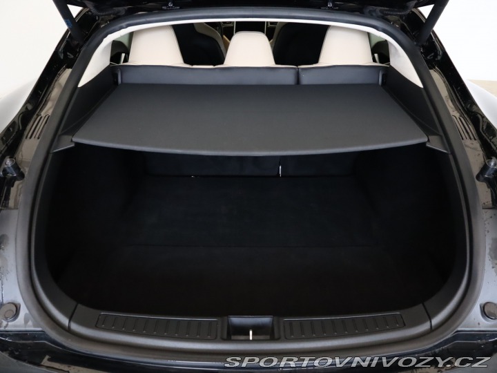 Tesla Model S 90D 2017