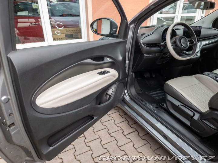 Fiat 500 500e C La Prima 87kW (ODP 2021