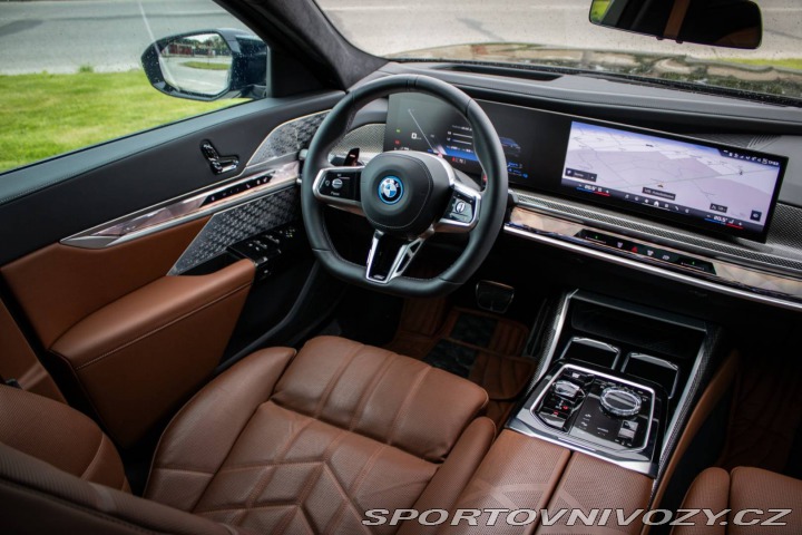 BMW 7 M760e xDrive 280kw AT/8 2025