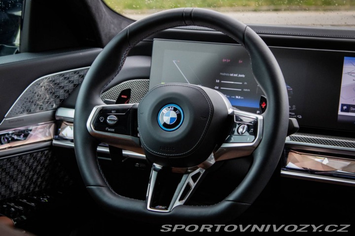 BMW 7 M760e xDrive 280kw AT/8 2025