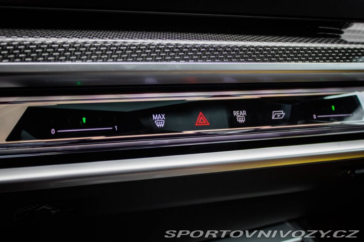 BMW 7 M760e xDrive 280kw AT/8 2025