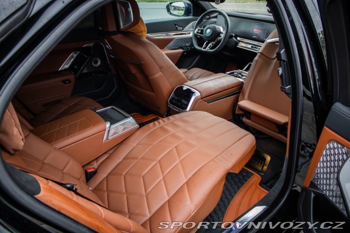 BMW 7 M760e xDrive 280kw AT/8 2025