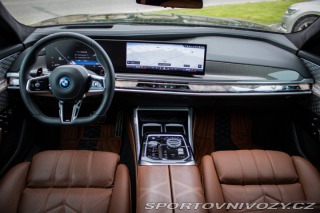 BMW 7 M760e xDrive 280kw AT/8 2025