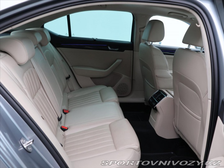 Škoda Superb 2,0 TSI 206kW DSG 4x4 CZ 2015