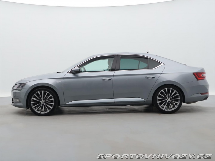Škoda Superb 2,0 TSI 206kW DSG 4x4 CZ 2015