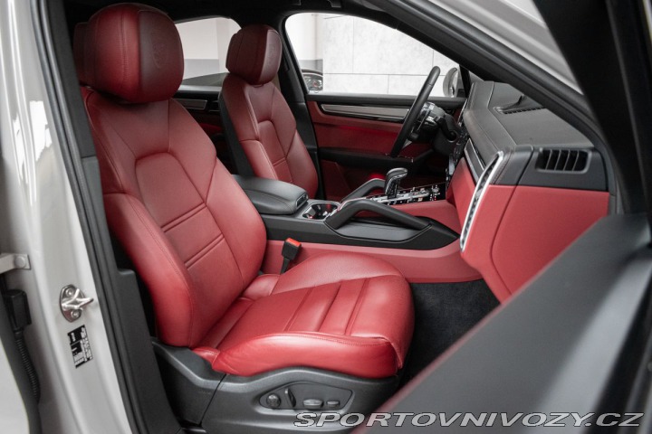 Porsche Cayenne S 2.9 V6 PLATINUM EDITION 2023