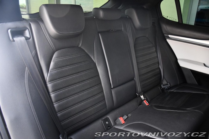 Alfa Romeo Stelvio 2.0Tbi 206kW VELOCE 2020