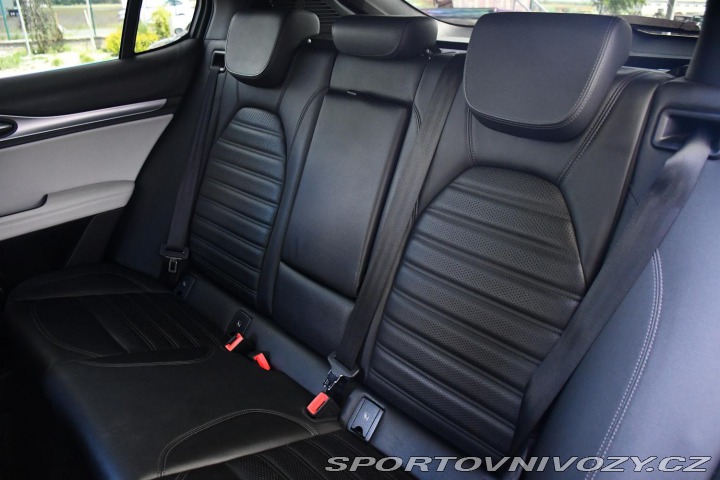 Alfa Romeo Stelvio 2.0Tbi 206kW VELOCE 2020