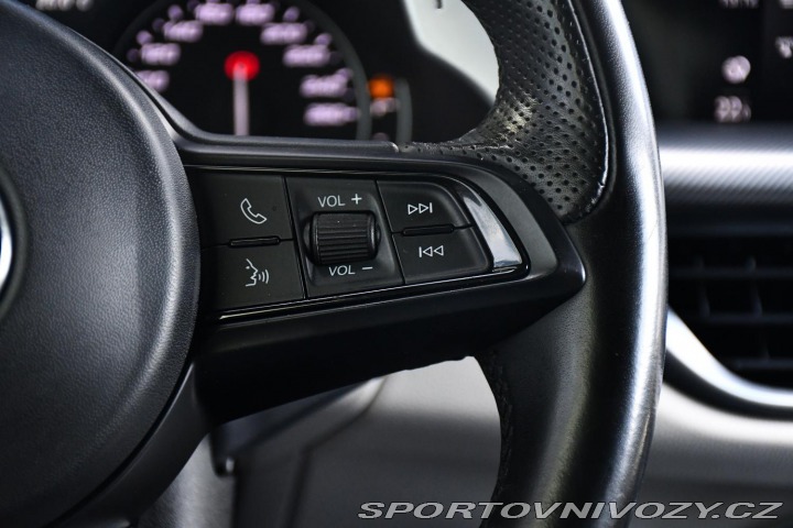 Alfa Romeo Stelvio 2.0Tbi 206kW VELOCE 2020