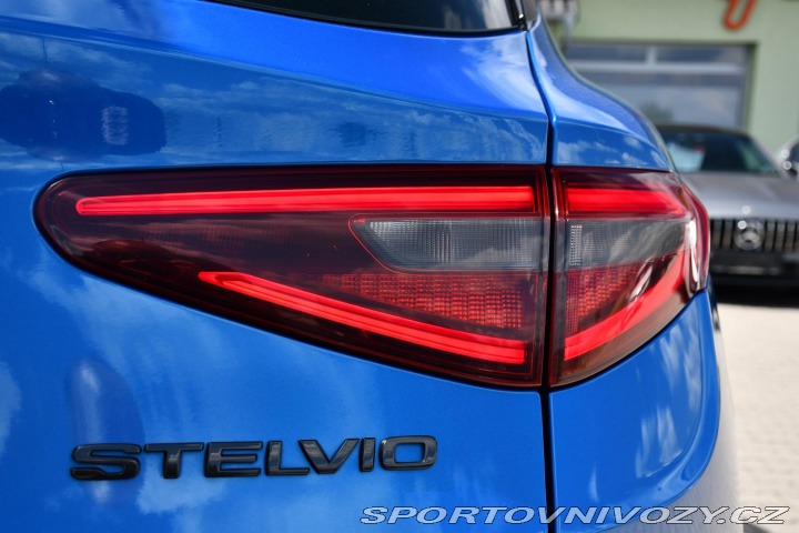 Alfa Romeo Stelvio 2.0Tbi 206kW ZF Q4 VELOCE 2020