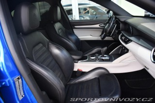 Alfa Romeo Stelvio 2.0Tbi 206kW VELOCE 2020