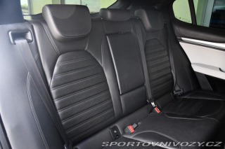 Alfa Romeo Stelvio 2.0Tbi 206kW VELOCE 2020