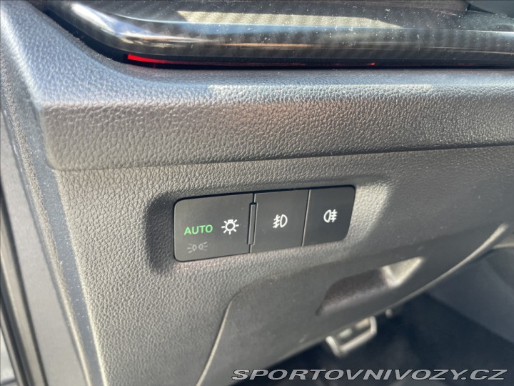 Škoda Octavia RS 2,0 TSi 180kw RS DSG Styl 2022