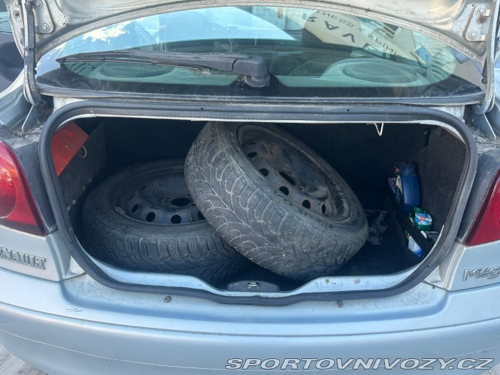 Renault Mégane 1.6i 16V - 79KW 2001