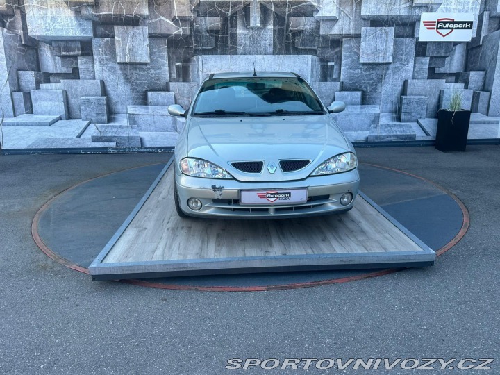 Renault Mégane 1.6i 16V - 79KW 2001