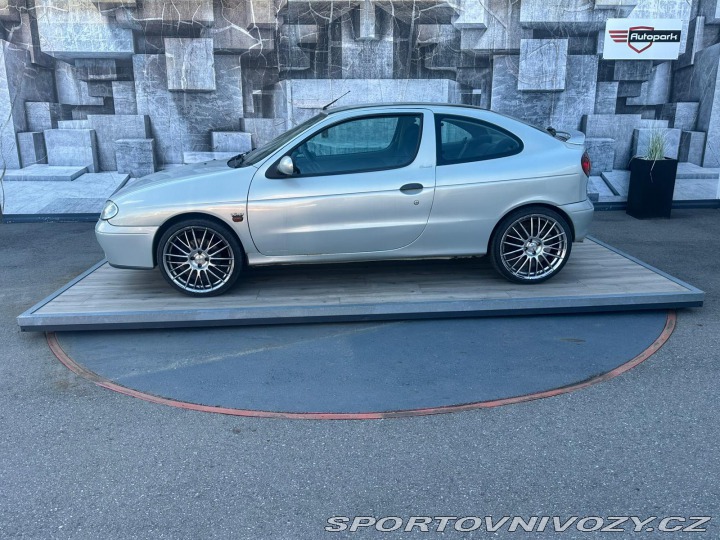 Renault Mégane 1.6i 16V - 79KW 2001