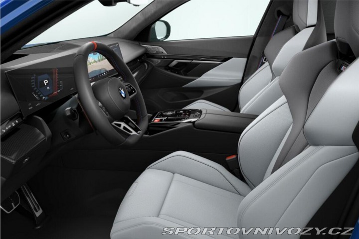 BMW M5 Touring 2026