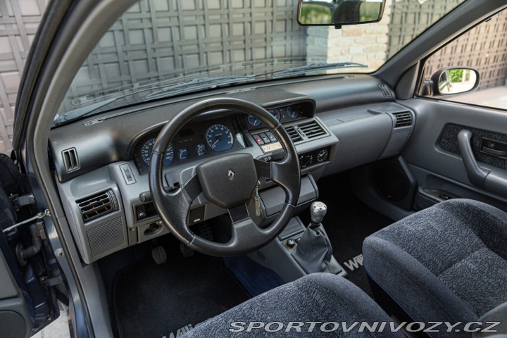 Renault Ostatní modely CLIO WILLIAMS 2.0 16V 1994