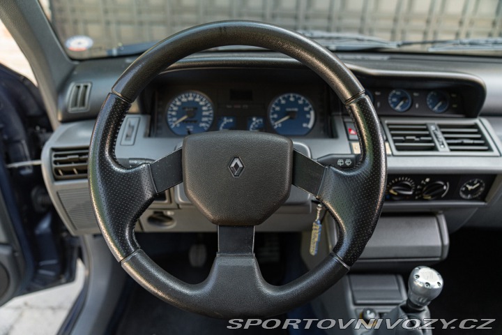 Renault Ostatní modely CLIO WILLIAMS 2.0 16V 1994