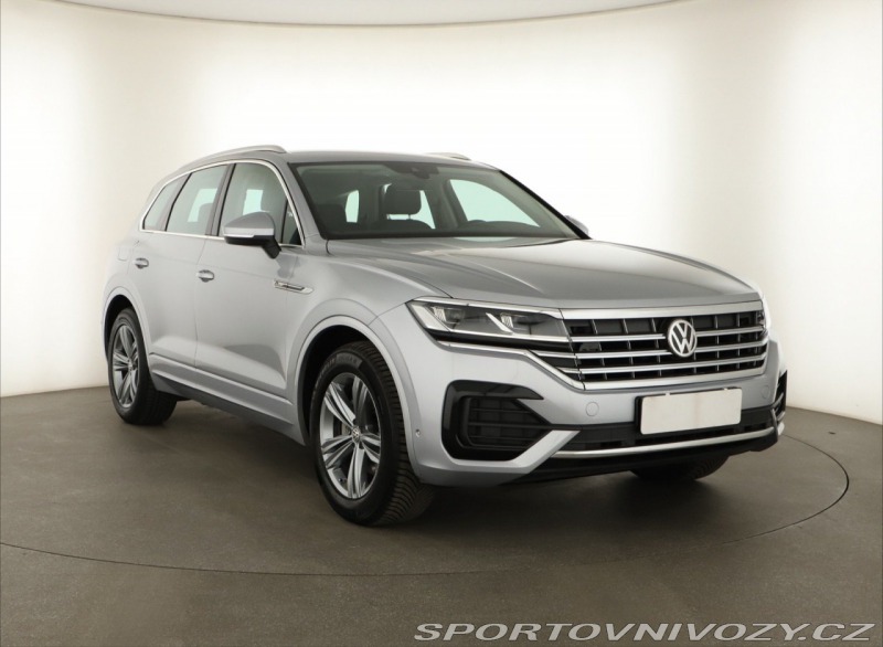 Volkswagen Ostatní modely Touareg R-Line 3.0 TDI