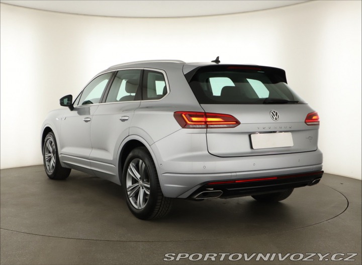 Volkswagen Ostatní modely Touareg R-Line 3.0 TDI 2018