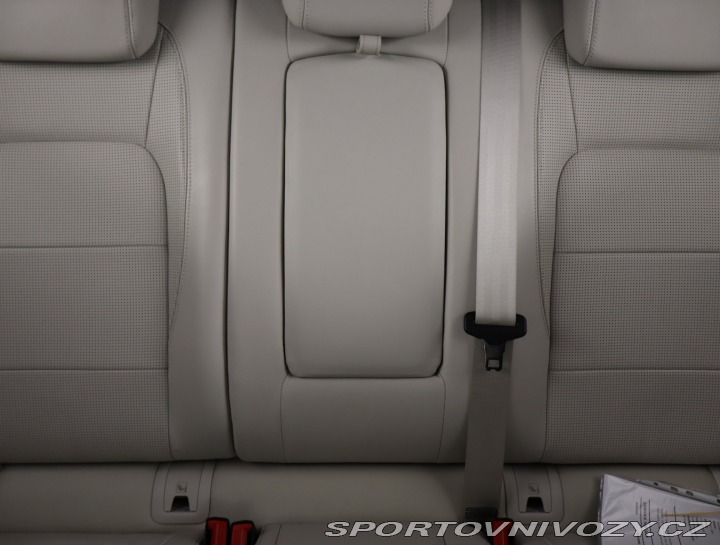 Jaguar E-Pace R-Dynamic P300 AWD 2019