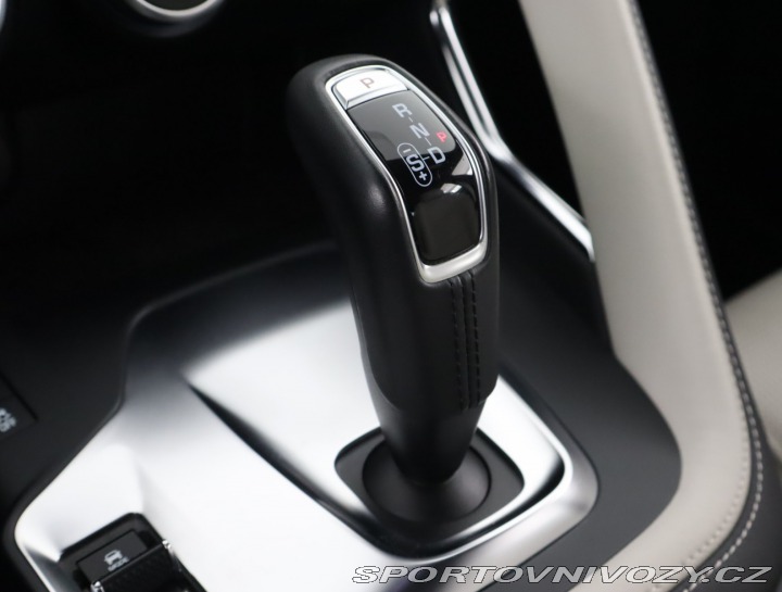 Jaguar E-Pace R-Dynamic P300 AWD 2019