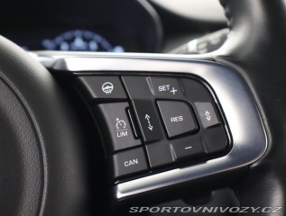 Jaguar E-Pace R-Dynamic P300 AWD 2019