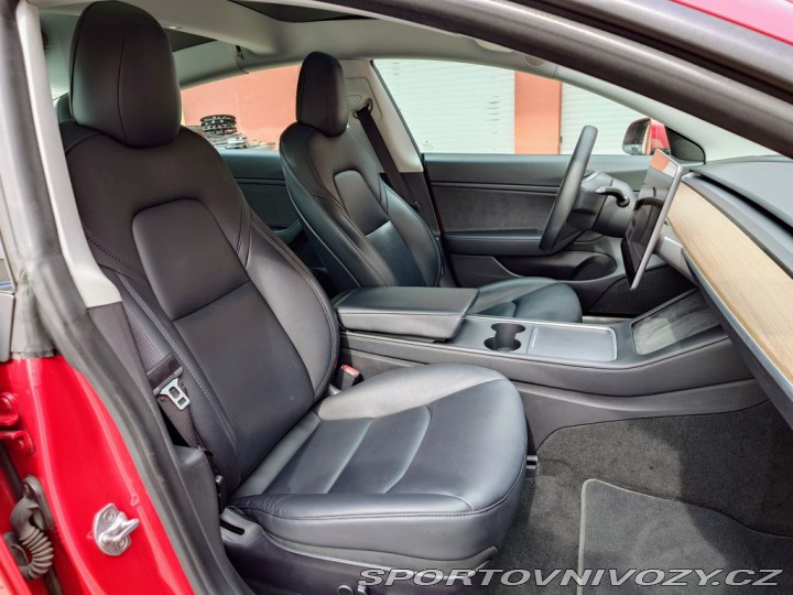 Tesla Model 3 Long Range Dual Motor  kW 2022