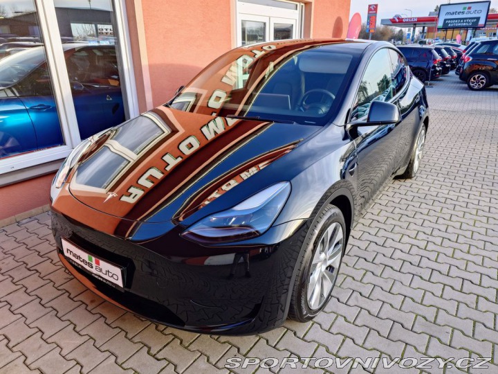 Tesla Model Y Long Range Dual Motor 378 2022