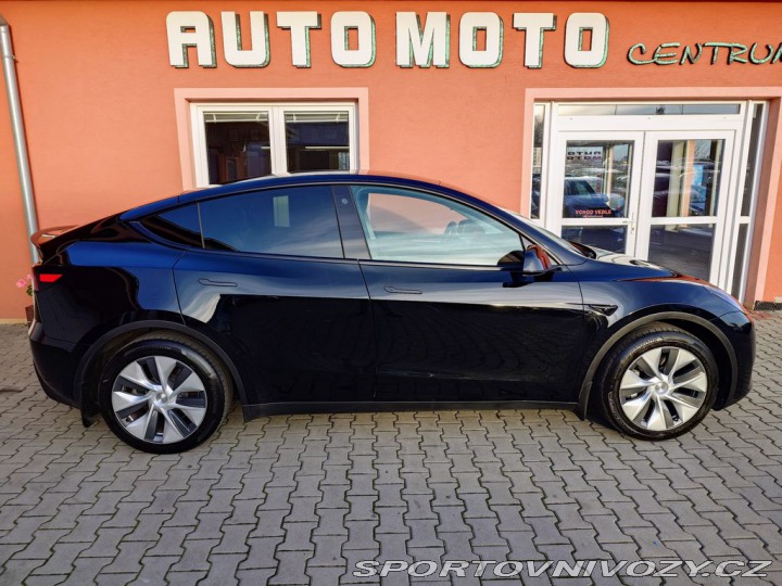 Tesla Model Y Long Range Dual Motor 378 2022