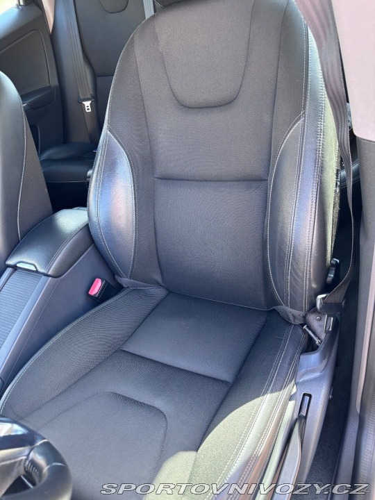 Volvo Ostatní modely XC60 2,4 1800