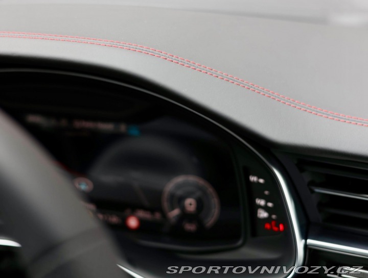 Audi Ostatní modely Q8  60 TFSIe Quattro | Panor 2025