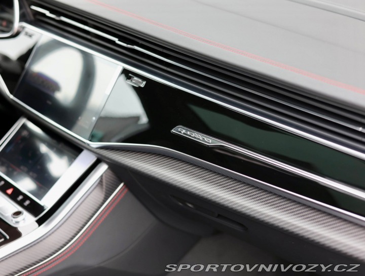 Audi Ostatní modely Q8  60 TFSIe Quattro | Panor 2025