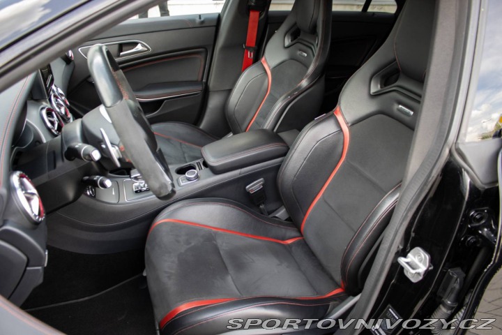 Mercedes-Benz CLA Kupé 45 AMG 4Matic / 265 2014