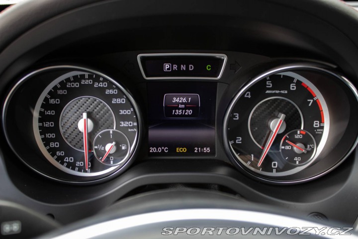 Mercedes-Benz CLA Kupé 45 AMG 4Matic / 265 2014
